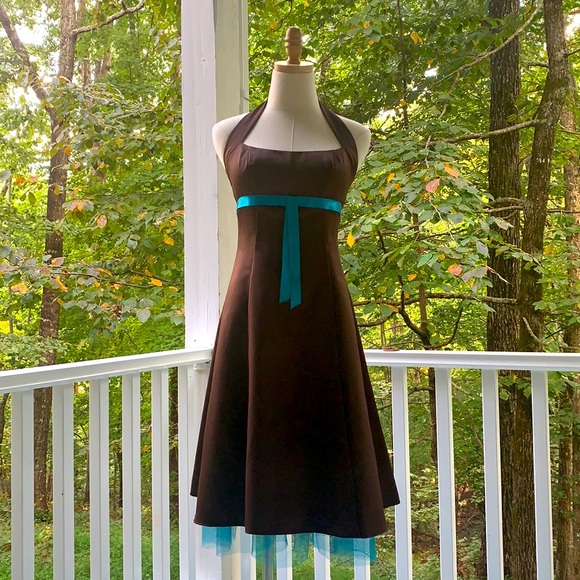 Zum Zum by Niki Livas Dresses & Skirts - Vintage Zum Zum Halter Chantilly Dress